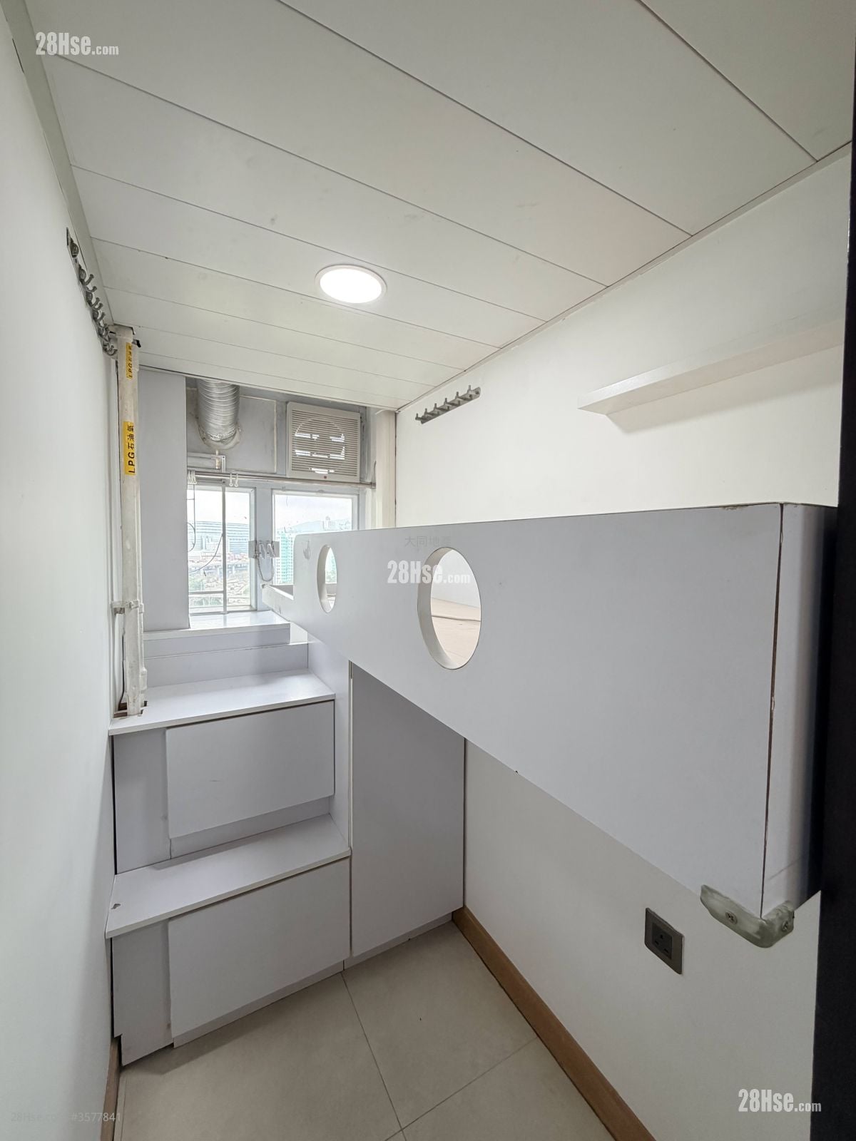 美孚新邨 租盘 3 房 , 2 浴室 856 平方尺