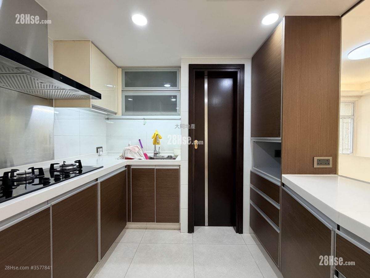 美孚新邨 租盘 3 房 , 2 浴室 856 平方尺