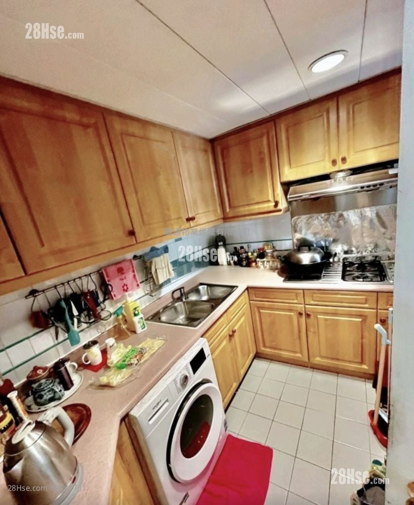 Jubilant Place Sell 4 Bedrooms , 2 Bathrooms 778 ft²