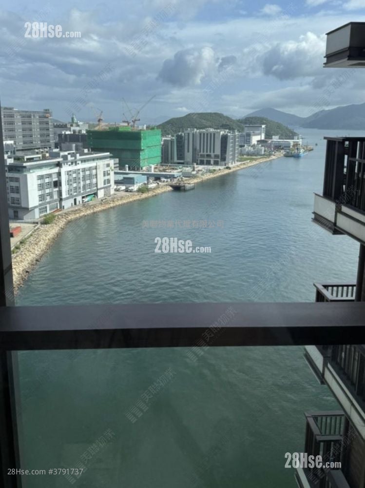 Lp6 Sell 3 Bedrooms , 2 Bathrooms 636 ft²