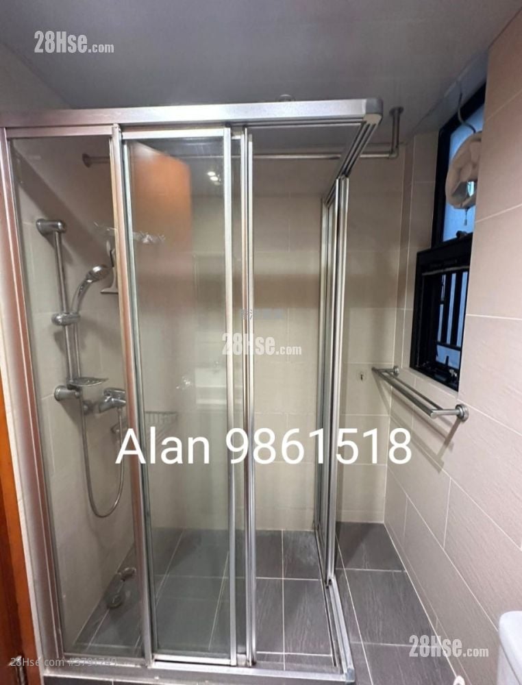 Park Island Sell 2 Bedrooms , 1 Bathroom 490 ft²