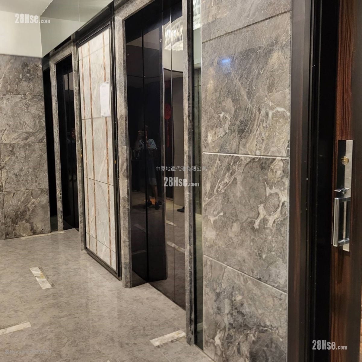 Trinity Towers Sell 3 Bedrooms 711 ft²