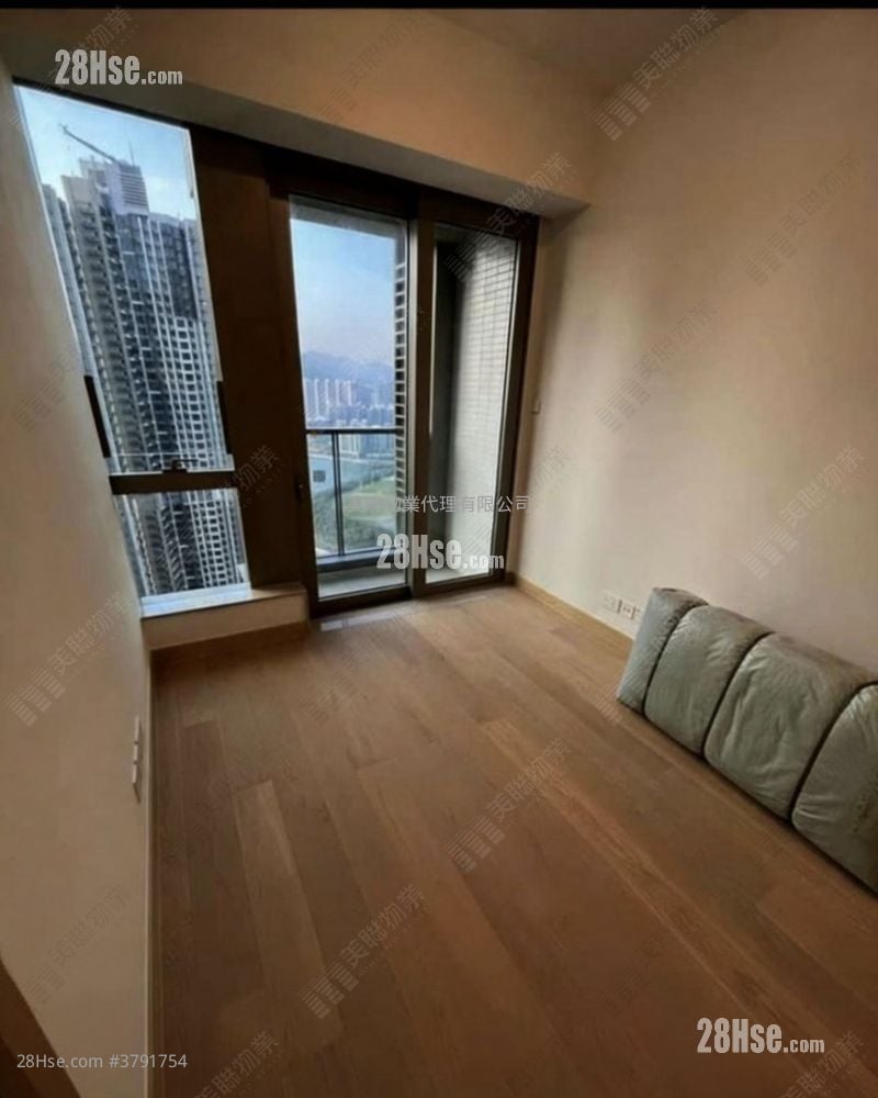 Marini 售盘 1 房 , 1 浴室 379 平方尺