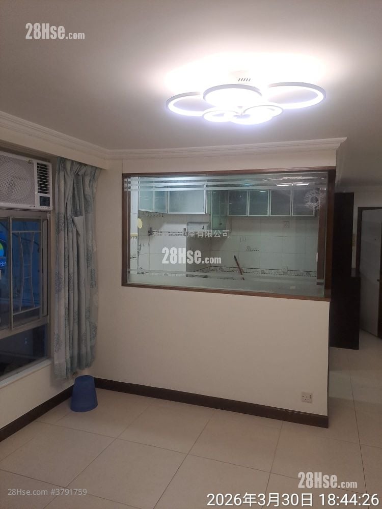 Mei Foo Sun Chuen Rental 3 Bedrooms , 2 Bathrooms 719 ft²