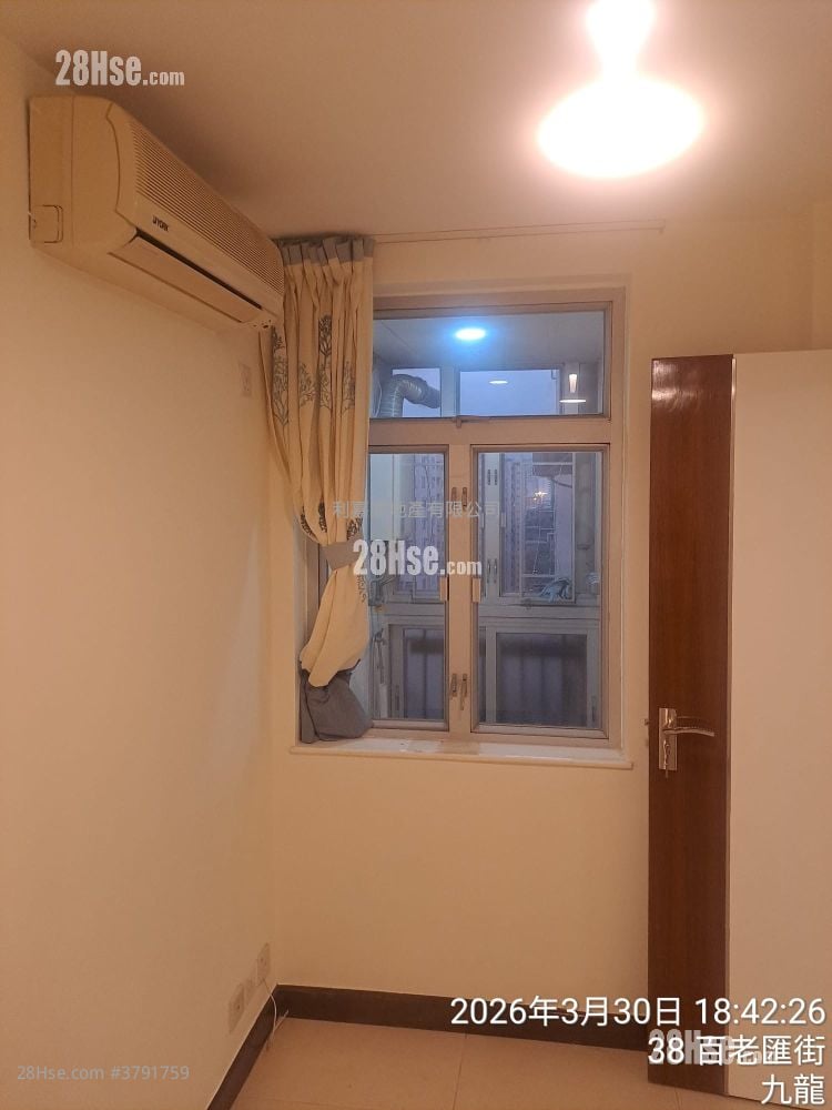 Mei Foo Sun Chuen Rental 3 Bedrooms , 2 Bathrooms 719 ft²