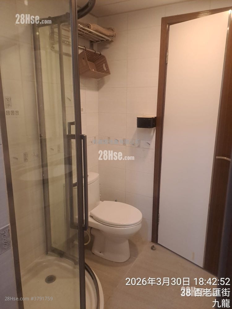 Mei Foo Sun Chuen Rental 3 Bedrooms , 2 Bathrooms 719 ft²