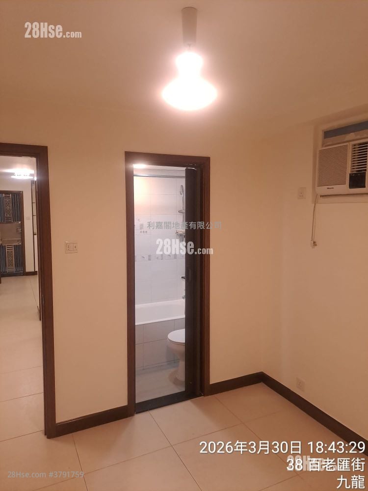 Mei Foo Sun Chuen Rental 3 Bedrooms , 2 Bathrooms 719 ft²