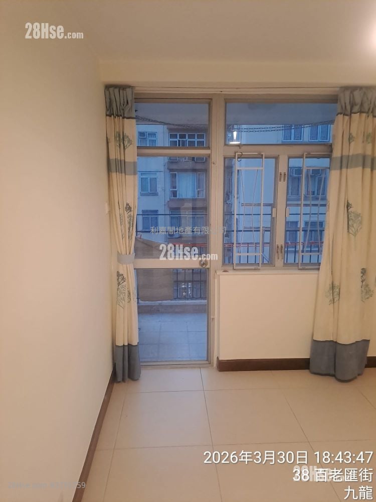 Mei Foo Sun Chuen Rental 3 Bedrooms , 2 Bathrooms 719 ft²
