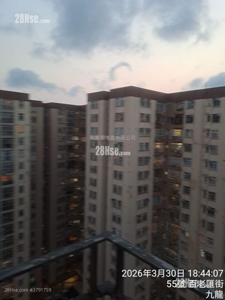 Mei Foo Sun Chuen Rental 3 Bedrooms , 2 Bathrooms 719 ft²