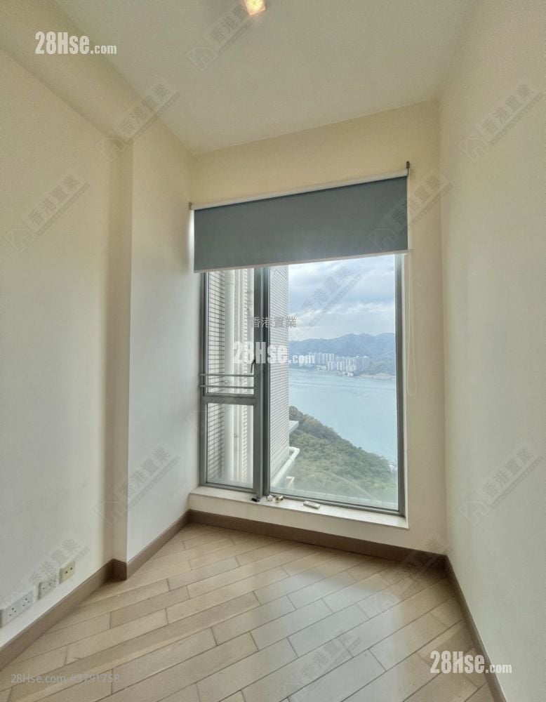 Park Island Sell 4 Bedrooms 1,421 ft²