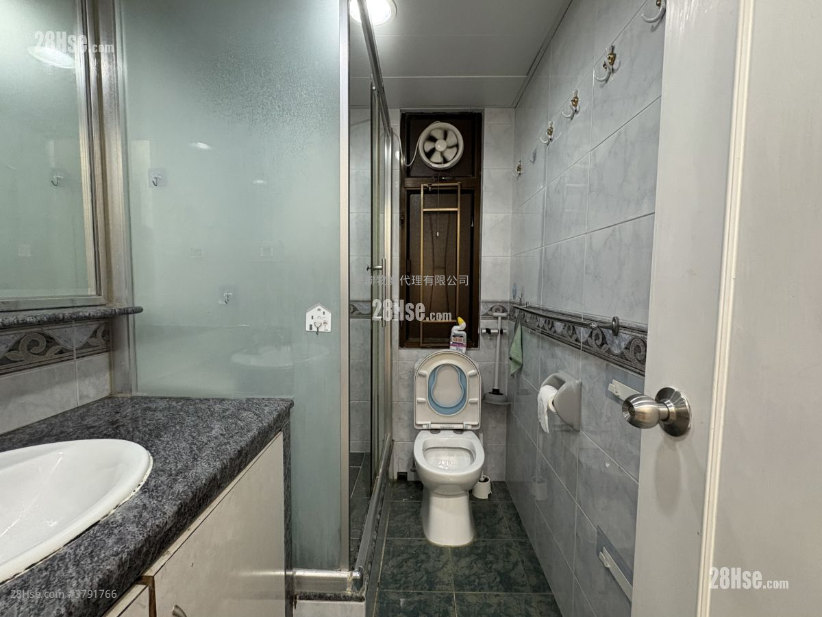 Belair Gardens Sell 3 Bedrooms , 1 Bathroom 560 ft²