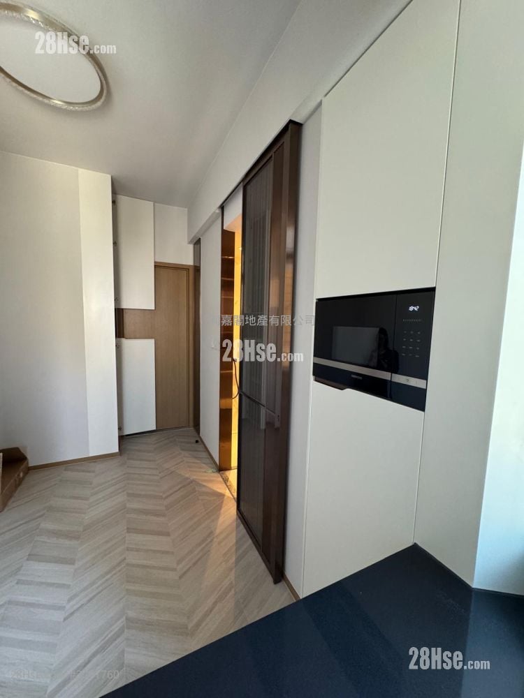 Eight Southpark Rental Studio , 1 Bathroom 200 ft²