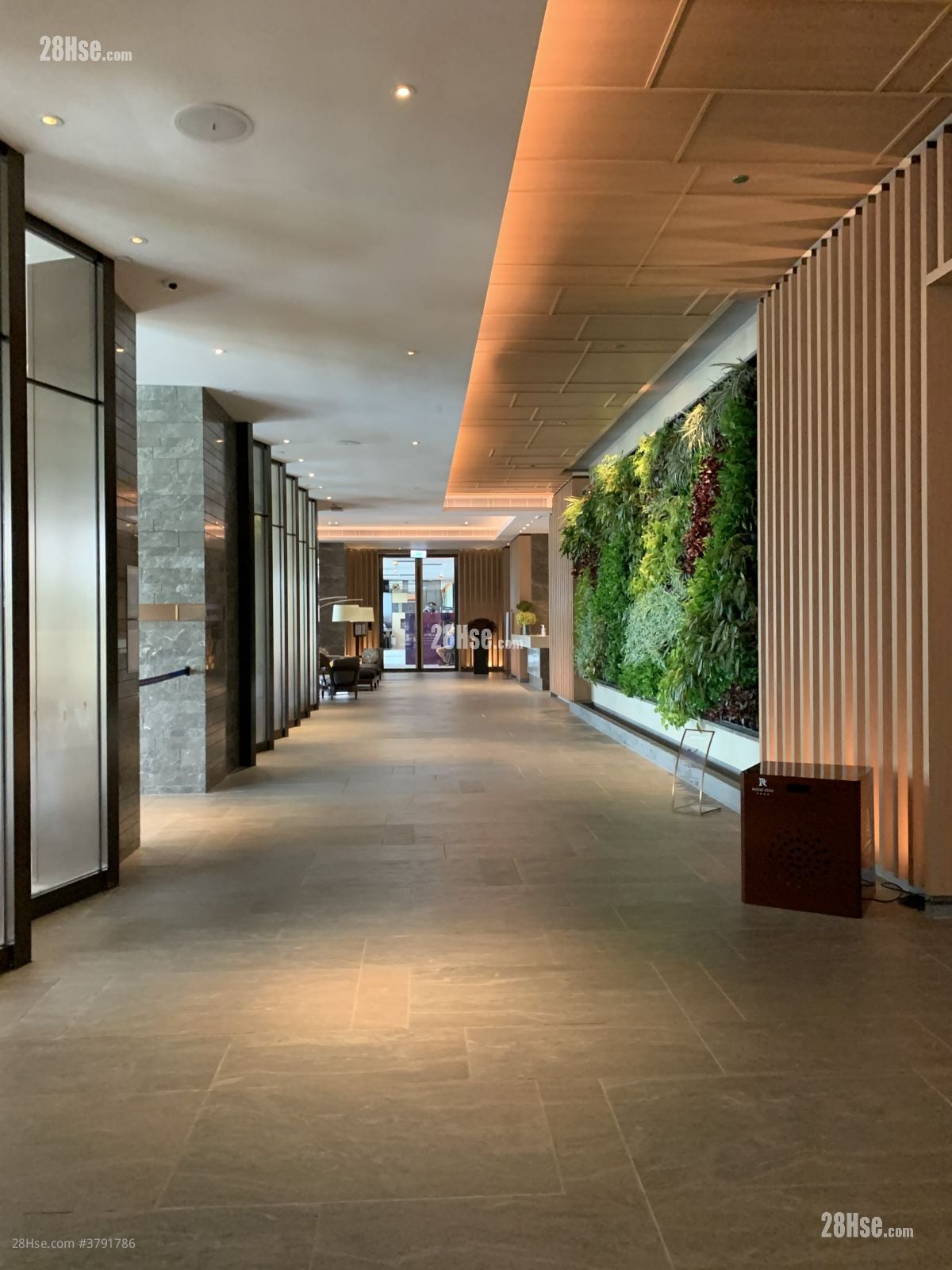 Victoria Harbour Rental 1 Bedroom , 1 Bathroom 369 ft²