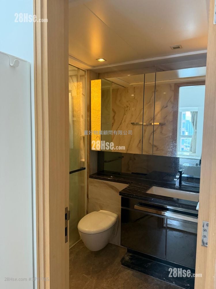 Imperial Cullinan Rental 2 Bedrooms , 2 Bathrooms 666 ft²