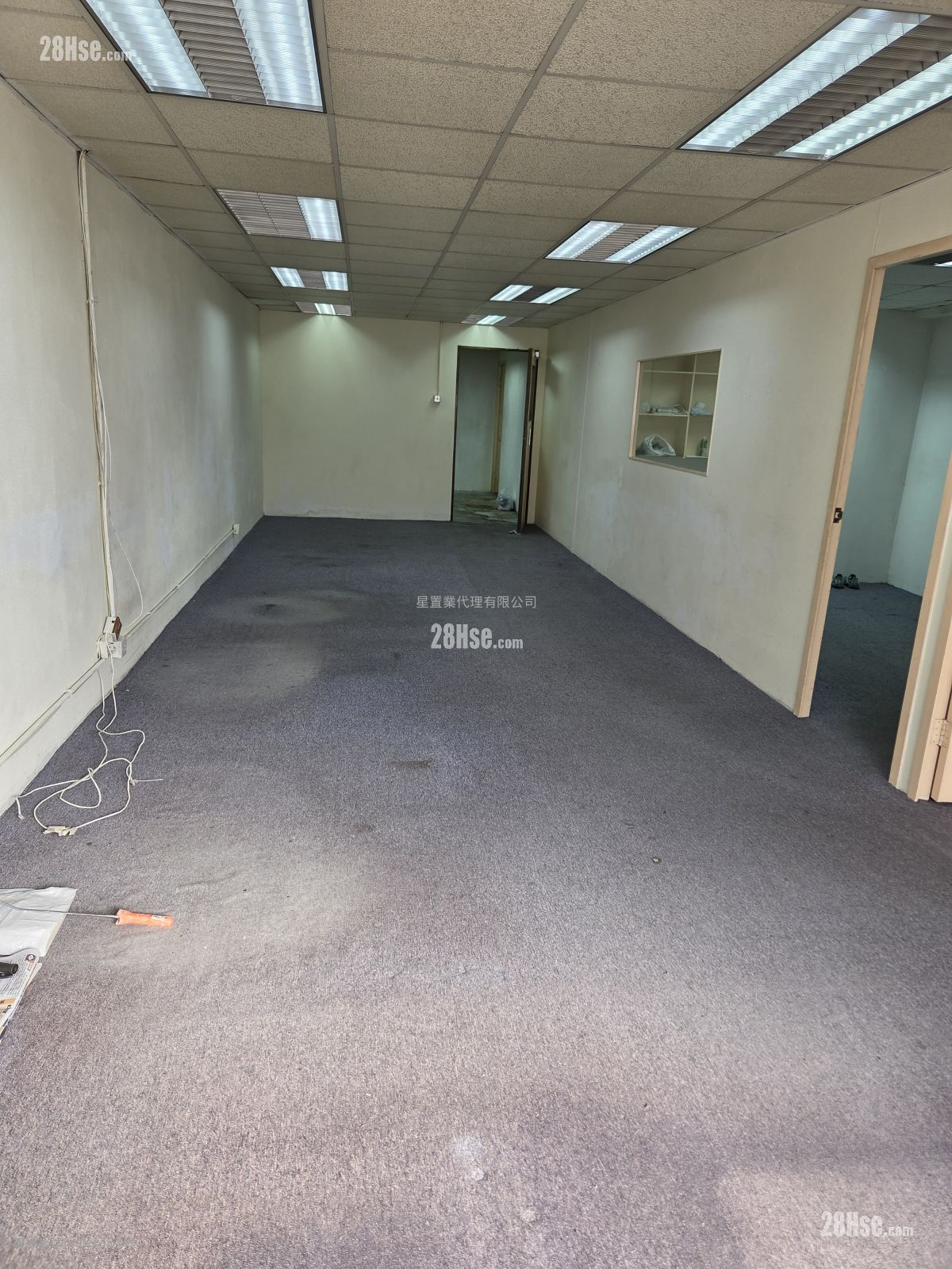 金龙工业中心 租盘