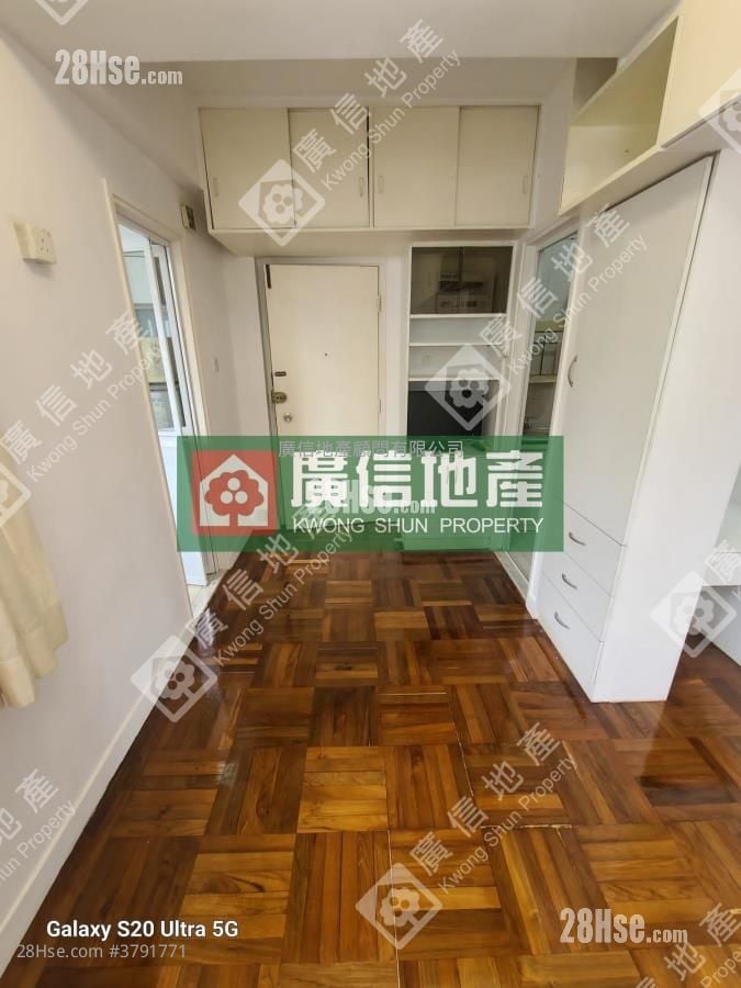 Foo Tat Building Sell Studio , 1 Bathroom 222 ft²