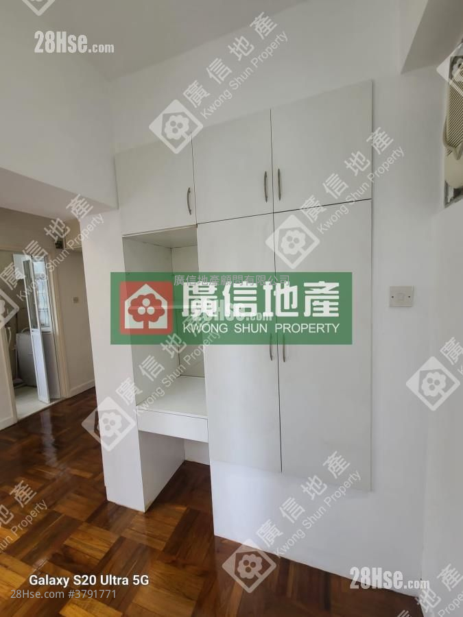 Foo Tat Building Sell Studio , 1 Bathroom 222 ft²