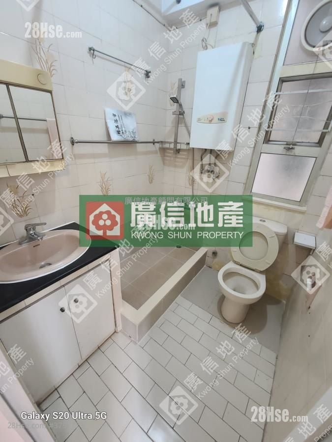 Foo Tat Building Sell Studio , 1 Bathroom 222 ft²