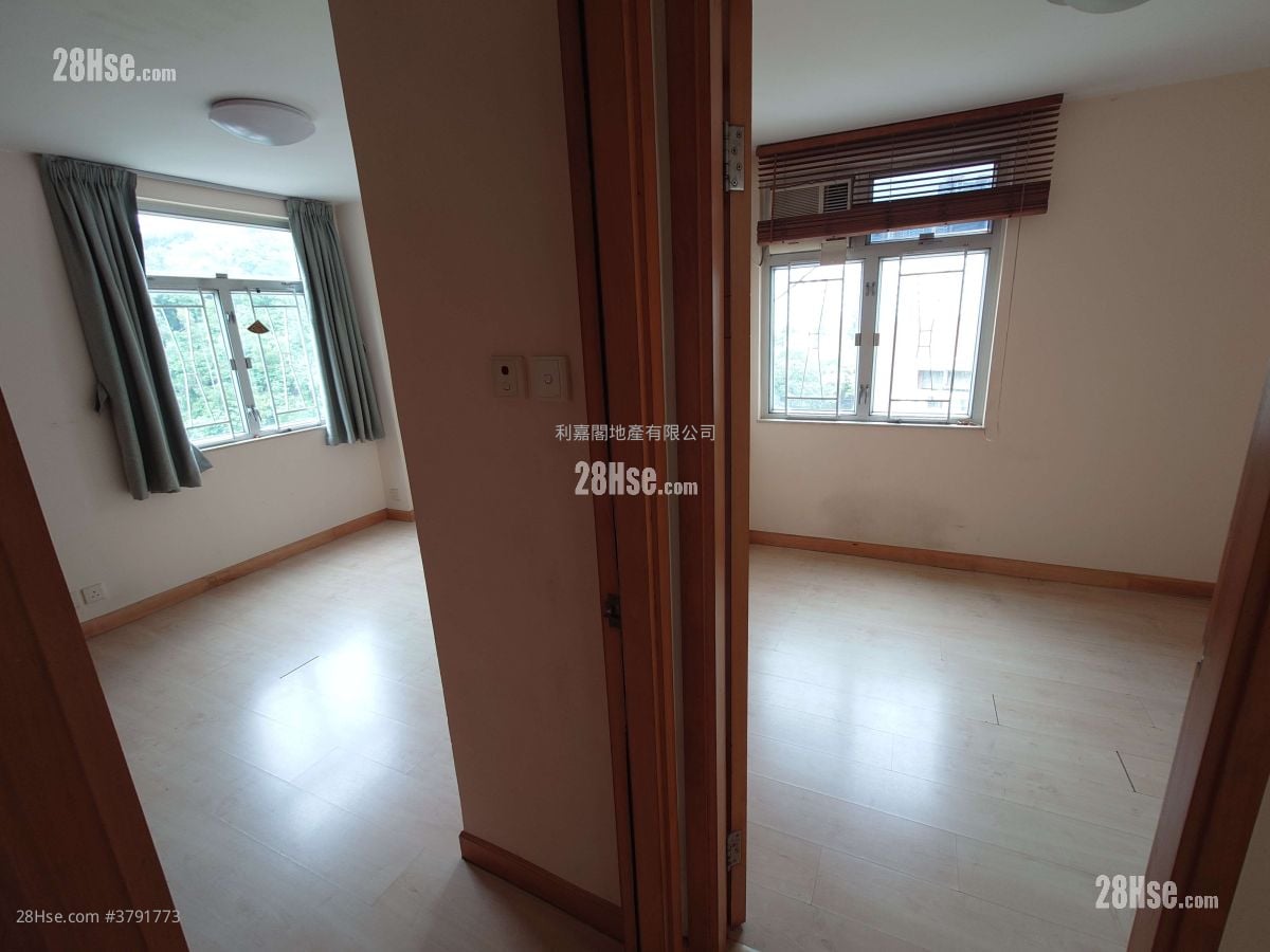 Mei Foo Sun Chuen Sell 2 Bedrooms , 1 Bathroom 636 ft²