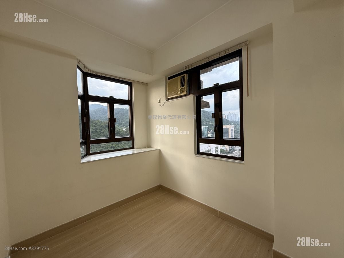 伟华中心 售盘 2 房 , 1 浴室 358 平方尺