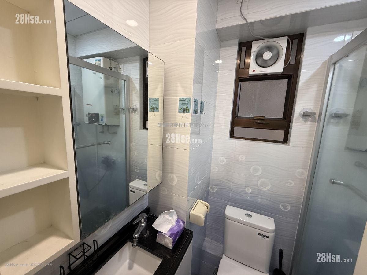 伟华中心 售盘 2 房 , 1 浴室 358 平方尺