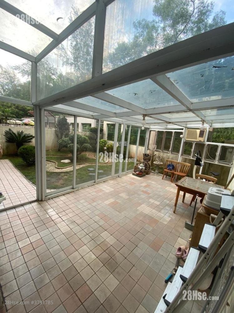 Belair Villa Sell 4 Bedrooms 1,207 ft²