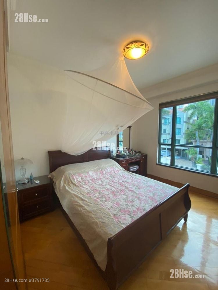 Belair Villa Sell 4 Bedrooms 1,207 ft²