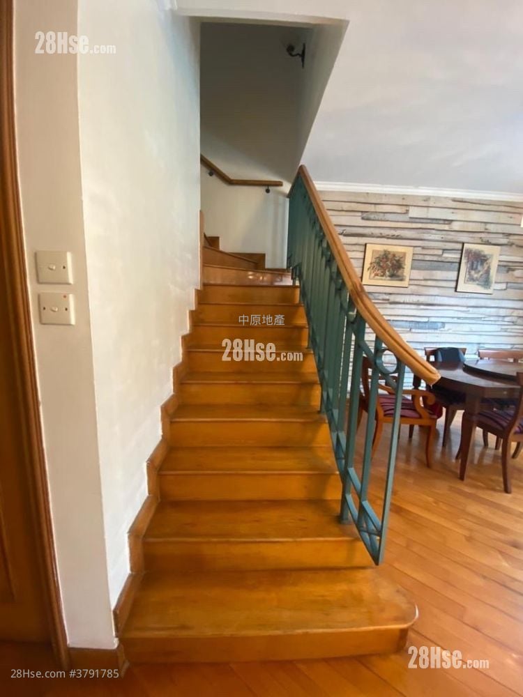 Belair Villa Sell 4 Bedrooms 1,207 ft²