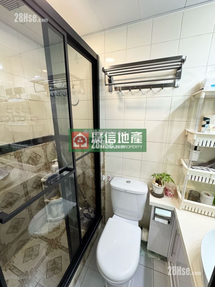 Fortune Court Sell 2 Bedrooms , 1 Bathroom 324 ft²