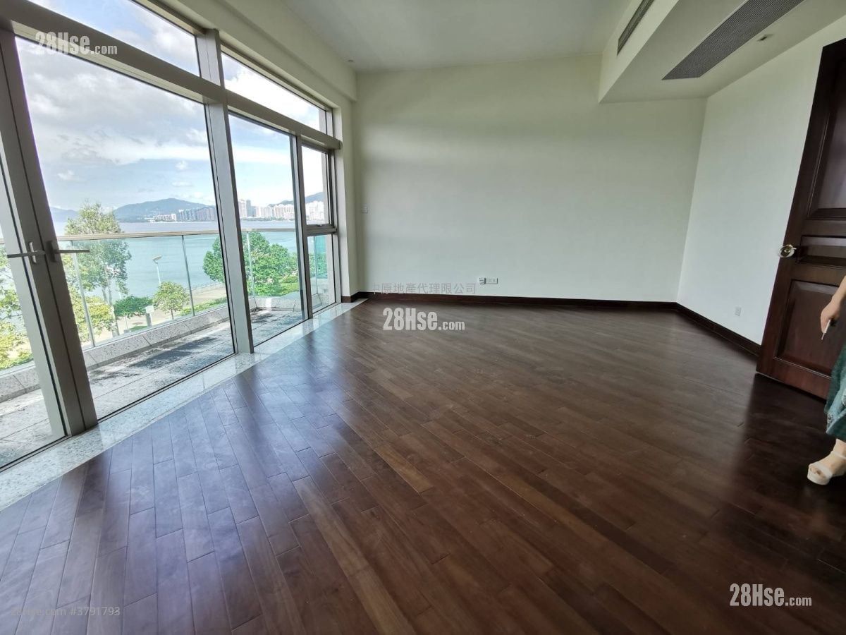 逸珑湾 售盘 4 房 3,649 平方尺