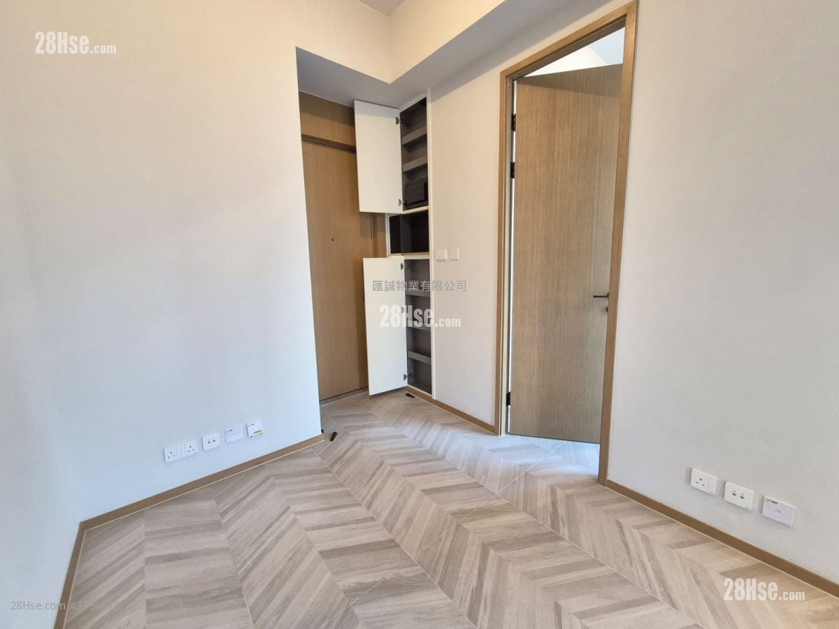 南首 售盘 1 房 , 1 浴室 262 平方尺