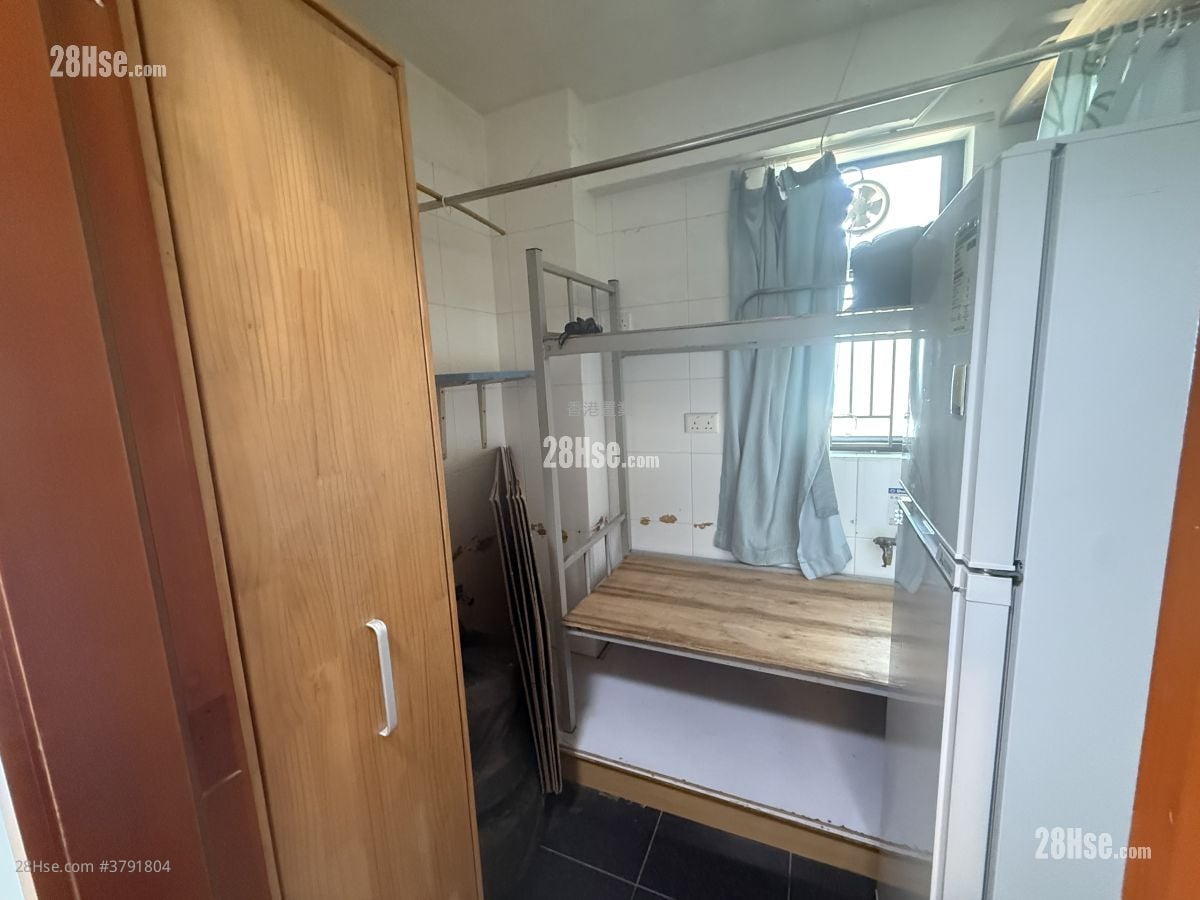 Park Island Sell 4 Bedrooms 1,109 ft²