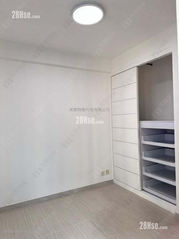 Ocean Shores Sell 3 Bedrooms , 1 Bathroom 603 ft²