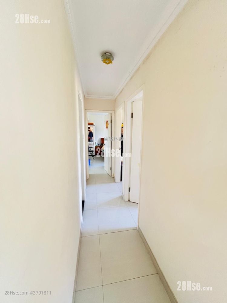 容龙居 售盘 4 房 , 3 浴室 970 平方尺