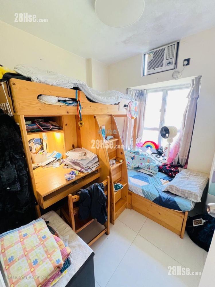 容龙居 售盘 4 房 , 3 浴室 970 平方尺