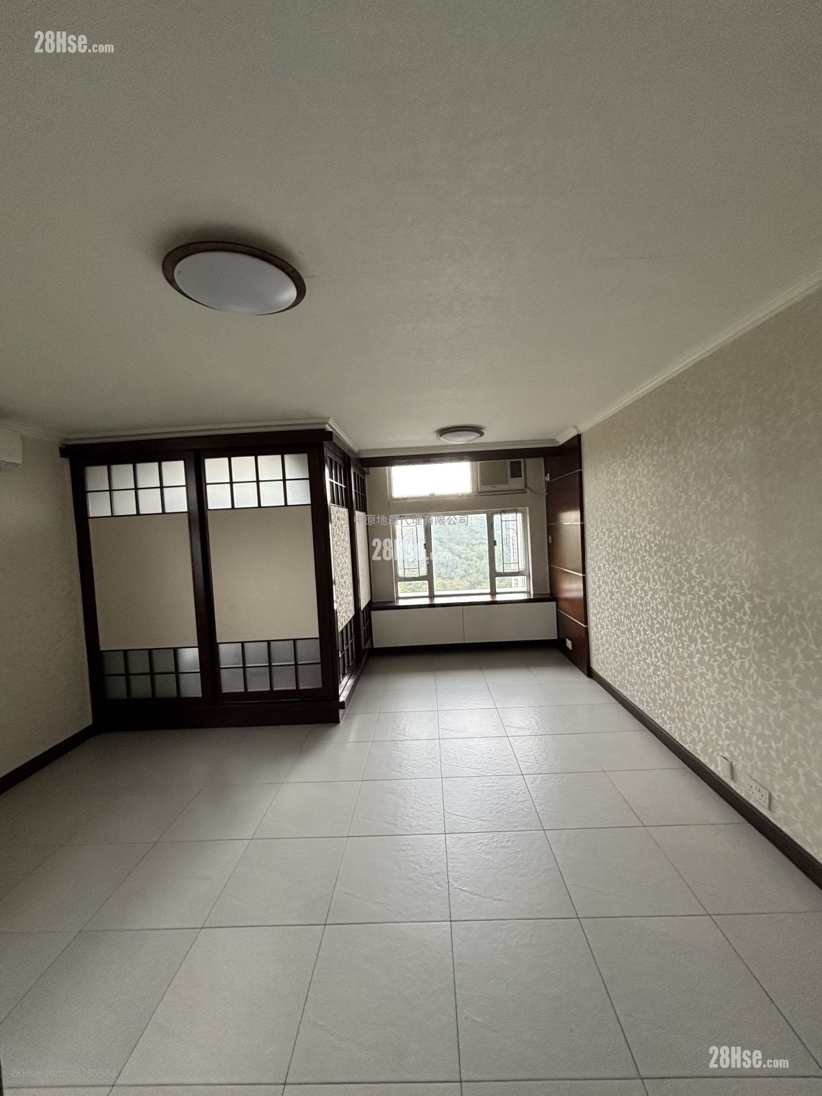Ching Wah Court Sell 3 Bedrooms , 1 Bathroom 645 ft²