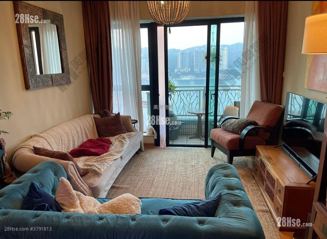 Park Island Sell 3 Bedrooms , 2 Bathrooms 837 ft²