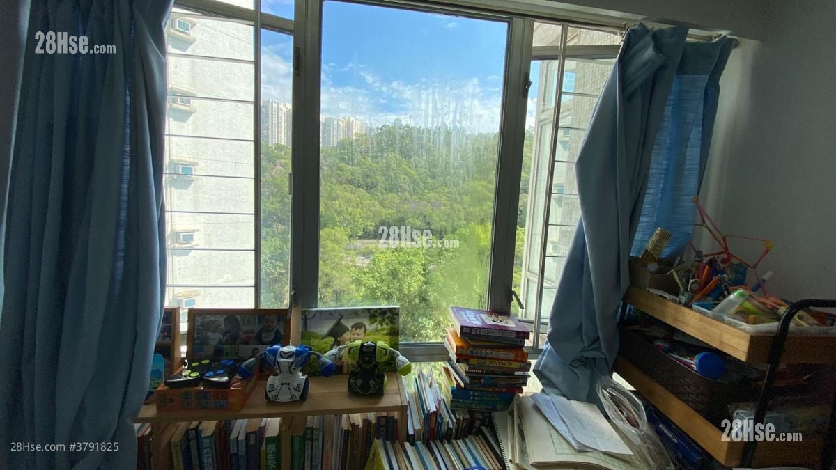 丽港城 售盘 3 房 , 2 浴室 687 平方尺