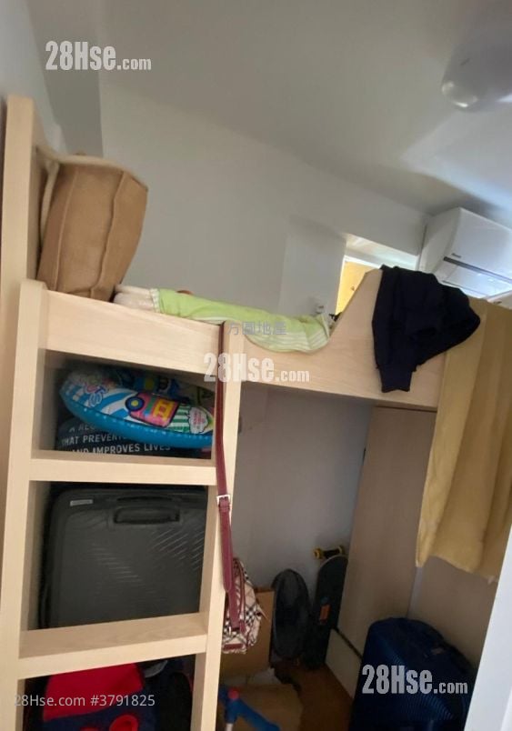 丽港城 售盘 3 房 , 2 浴室 687 平方尺