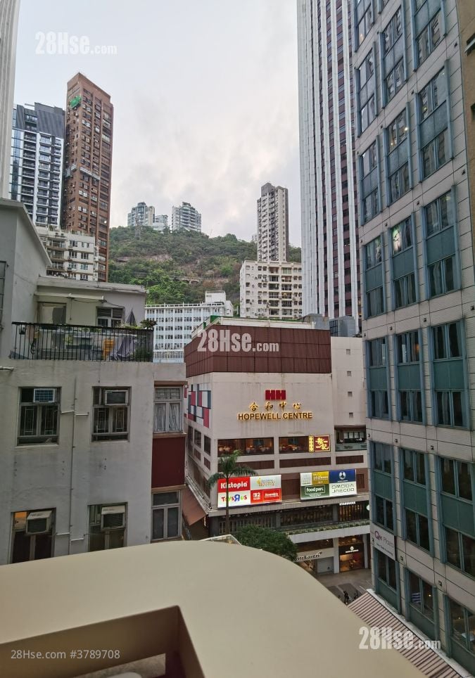 Spring Garden 租盘 1 房 , 1 浴室 292 平方尺