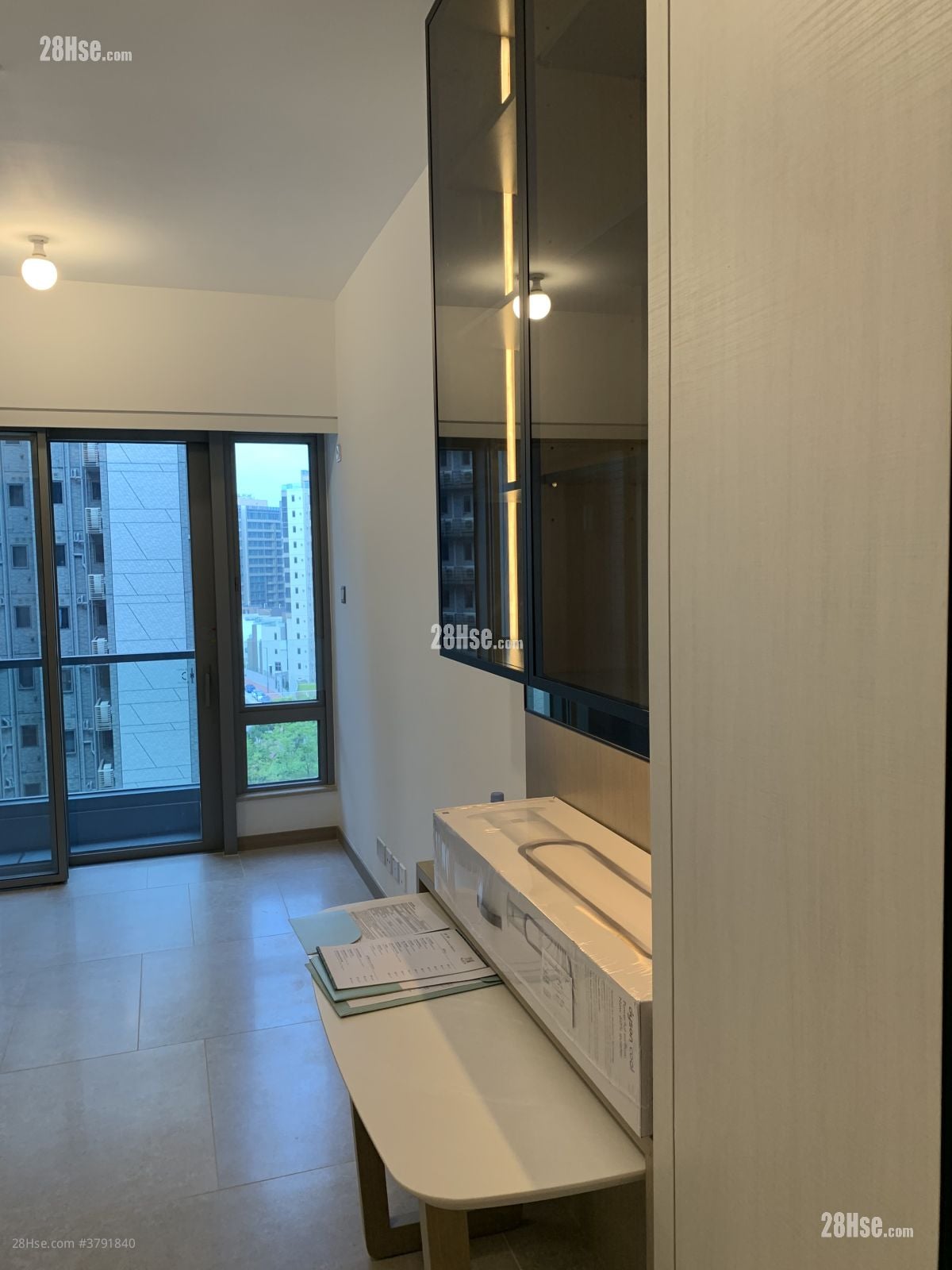 云滙 租盘 340 平方尺