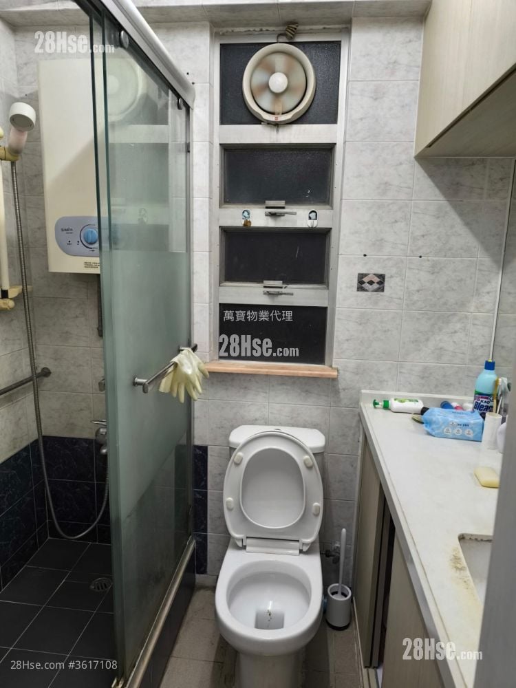 Kiu Fai Building Rental 3 Bedrooms , 1 Bathroom 467 ft²