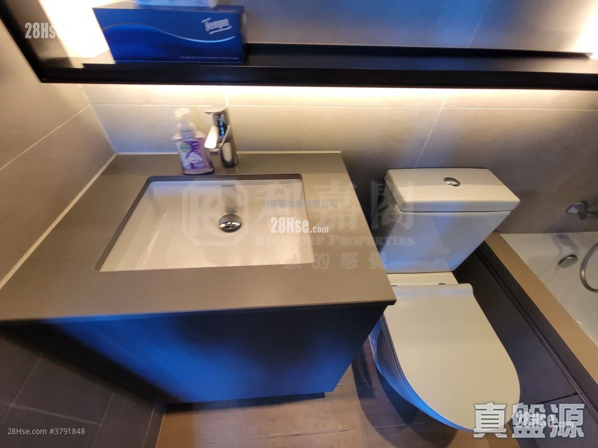 LP6 售盘 2 房 , 1 浴室 422 平方尺