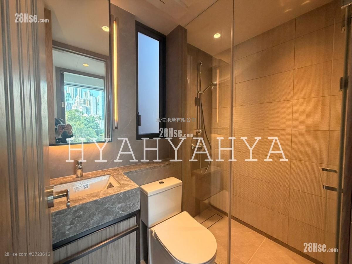 The Hilltop Rental 2 Bedrooms , 1 Bathroom 475 ft²