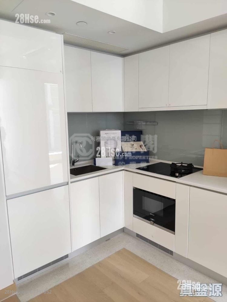 MALIBU 售盘 2 房 , 1 浴室 461 平方尺