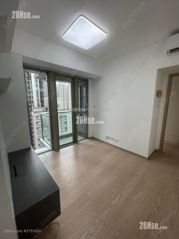 爱海颂 售盘 2 房 499 平方尺