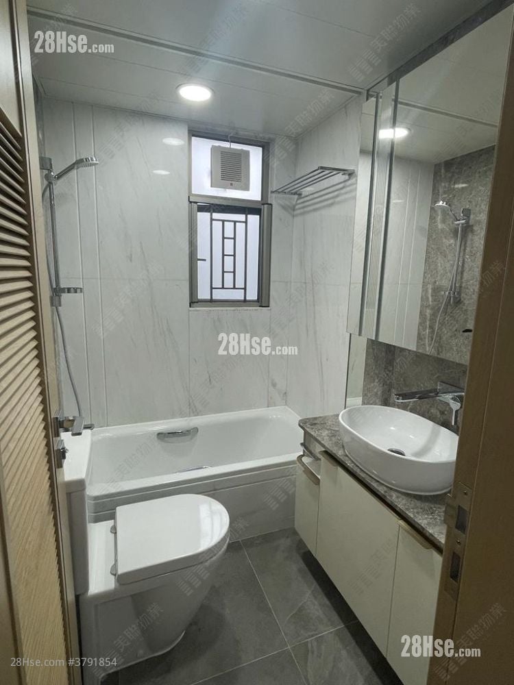 爱海颂 售盘 2 房 499 平方尺