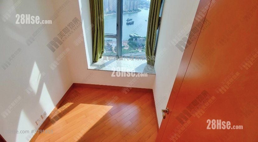 御凯 售盘 3 房 728 平方尺