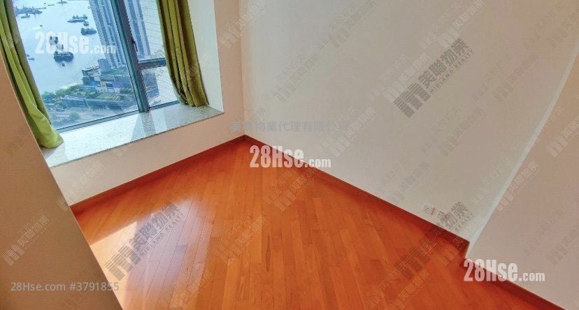 御凯 售盘 3 房 728 平方尺