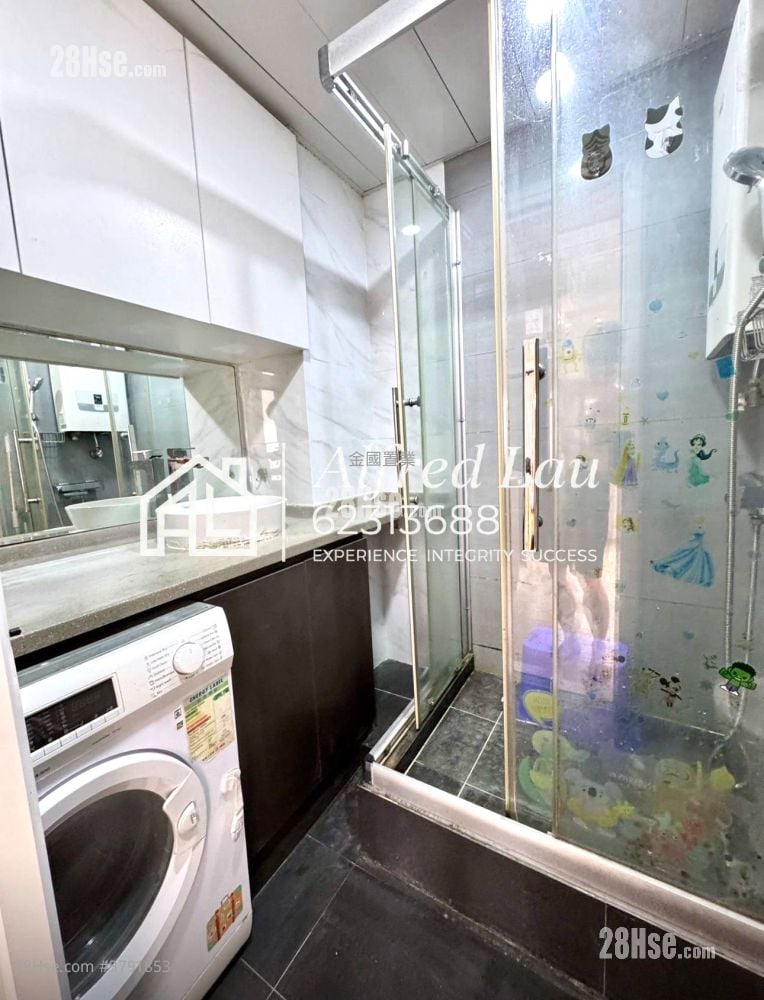 鸿威大厦 售盘 2 房 , 1 浴室 306 平方尺